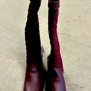 Women’s burgandy boots